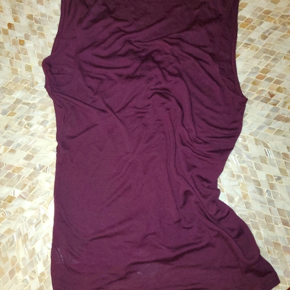 2/$25 14th & UNION BURGUNDY TOP XS 100% MODAL - Picture 4 of 4